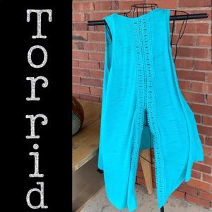 Torrid Teal Embroidered split back tank top